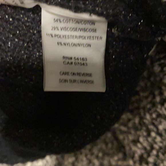 Calvin Klein knit sweater - Picture 5 of 5